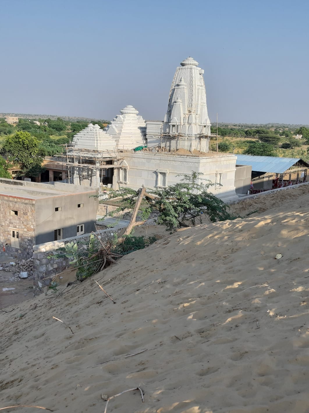 Makrana Marble Idols & Tiles