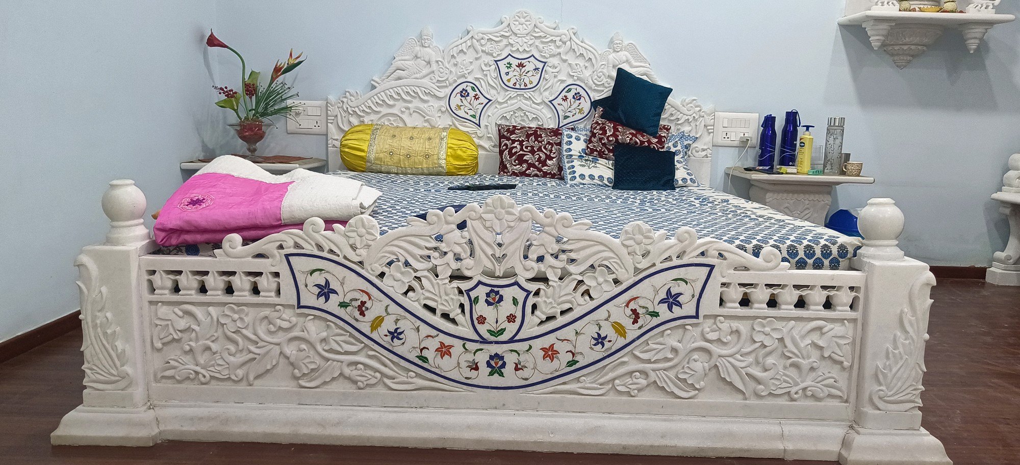 Makrana White Marble Bed