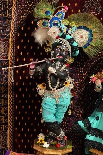 Marble Krishna Idol